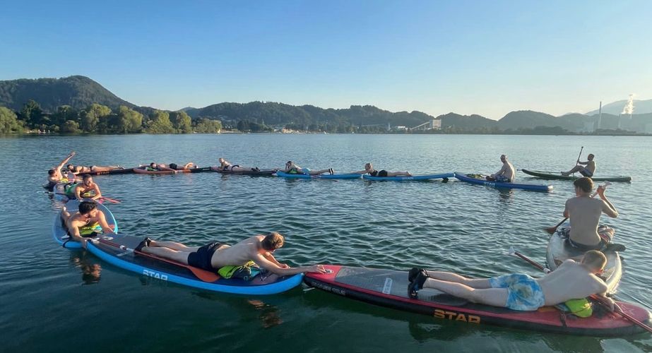 Kringetje tijdens suppen Kringetje tijdens suppen
